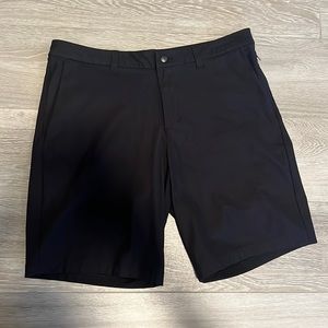 Lululemon Commission Classic Fit Short 9”